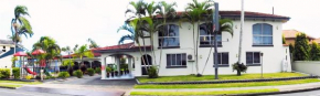 Гостиница Tropic Coast Motel  Макей